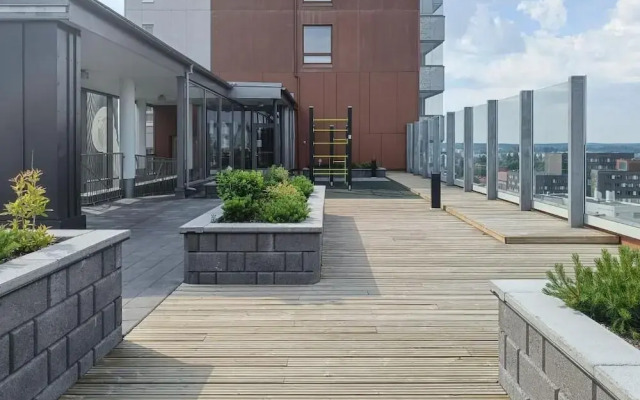Fabulous 1BR Apt with Sauna & Views