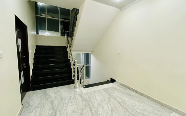 OYO 24106 Shri Raj Laxmi Palace