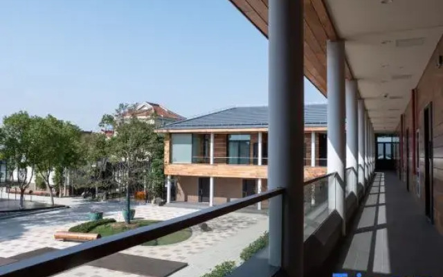 Shanghal 0xygen land Resort Villa