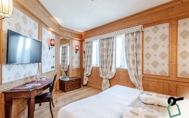 HOTIDAY Room Collection - Campiglio Pradalago