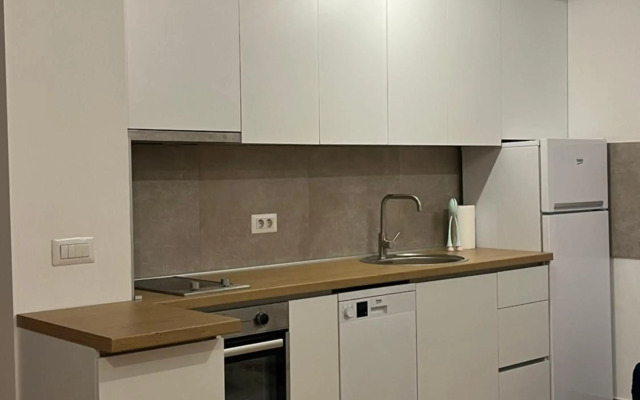 Modern apartment nearby downtown & Vardar river