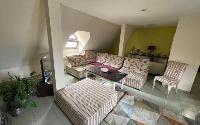 Nice Place Guest House Oborishte