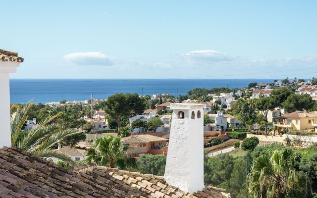 Terrific Bright Apartment with Private Terrace Ref 71