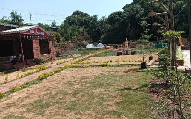 Green Heaven River Side Resort and Villa