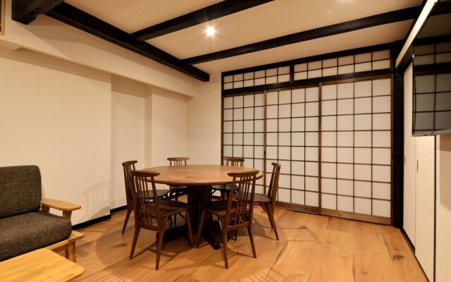 Machiya Kamo River 7