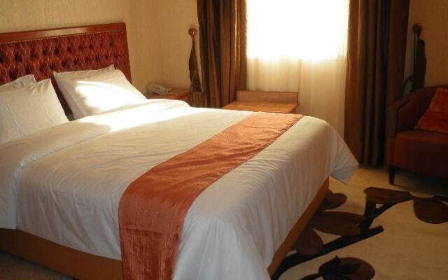 Bayan International Hotel