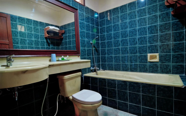 Dewi Sinta Hotel and Restaurant