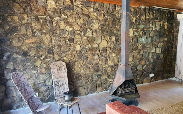 10 Guest Stay in the Mountains of Nyanga!