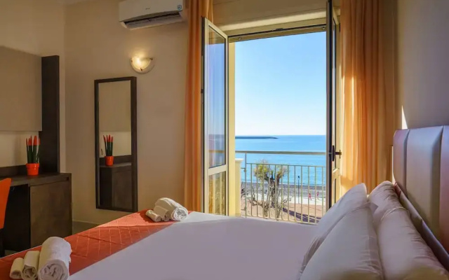 Hotel Tirreno