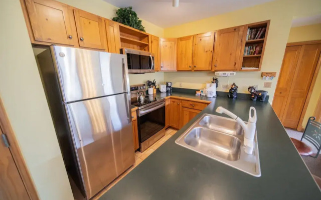 Black Bear 8035 by SummitCove Vacation Lodging
