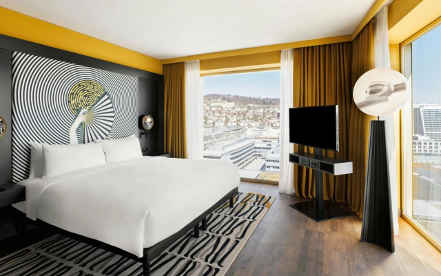 Renaissance Zürich Tower Hotel