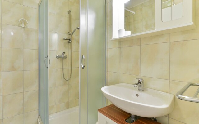 Simplistic Apartment in Medulin With Terrace