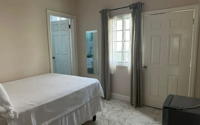 5-bed Villa and Pool in Runaway Bay, Jamaica