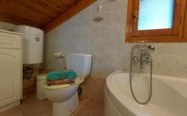 Loft apartment 20m from sea
