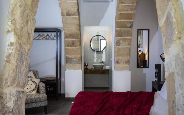 Pjazza Suites Boutique Hotel