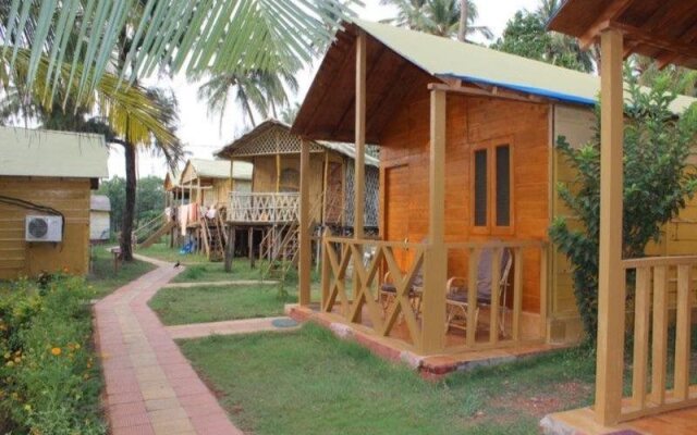 Sea Paradise Bamboo Beach Huts