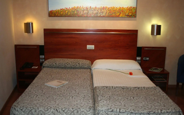 Hotel Garbi Millenni