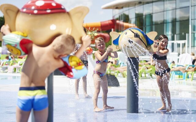 Child-friendly villa with stove, located in a lake area