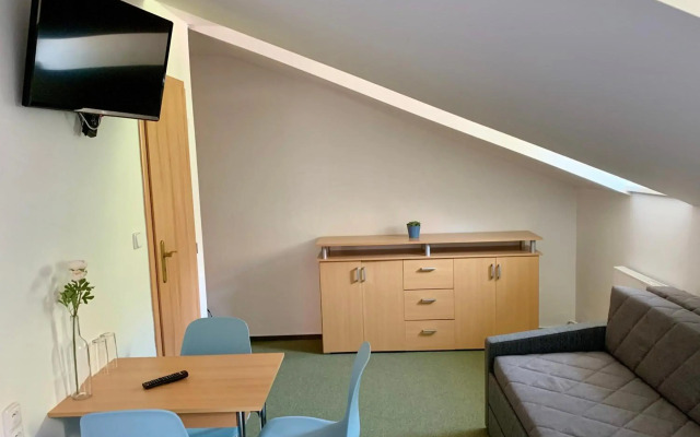 Mikulov - Inn - hotel s vinným sklepem Venuše