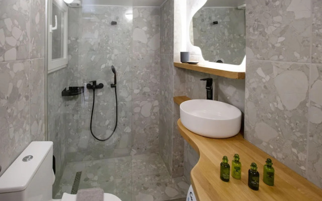 The Modern Studio by GHH