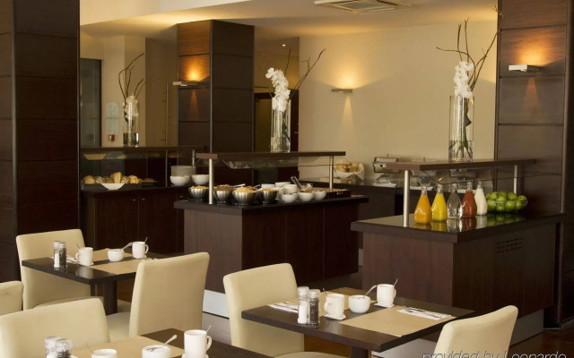 M Hotel - Different Hotels