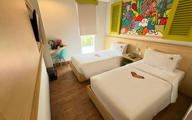 MaxOneHotels.com @ Kramat