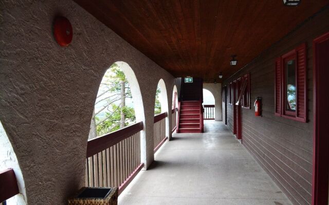 Radium Chalet