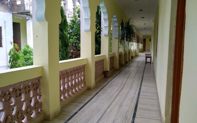 Hotel radhika palace pushkar