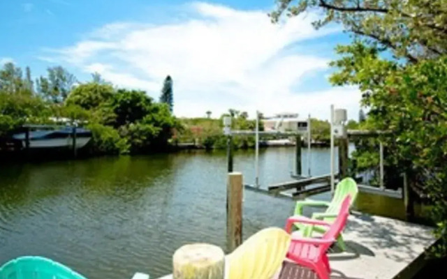 Paradise Pointe