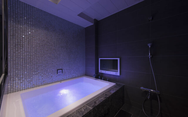 Meguro Holic Hotel