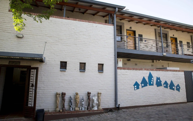 Ons Dorpshuis Guest House