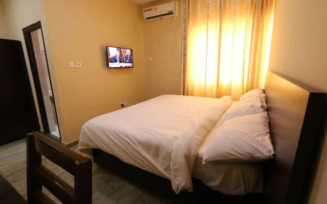 Iyore Grand Hotel & Suites 2