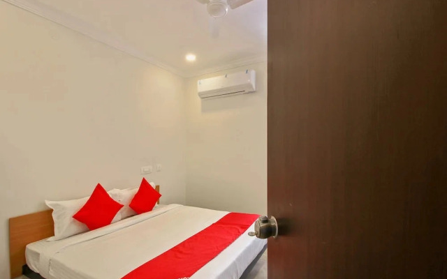 OYO Flagship 13544 Sri Sai Nilayam