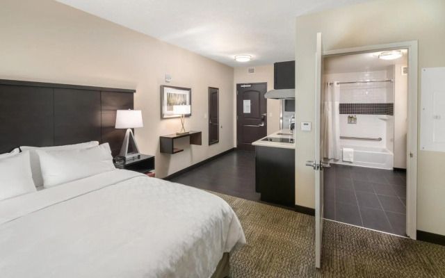 Staybridge Suites Saskatoon - University by IHG