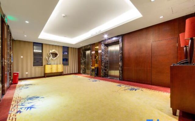 Days Hotel and Suites Zhaozhuang Xingyi Resort