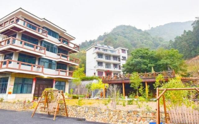 Chun'an Fruit Cooked the Guesthouse
