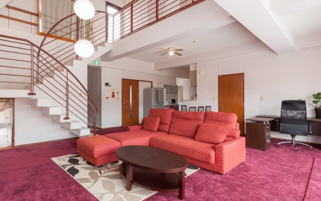 Kariyushi Condominium Mezon Max