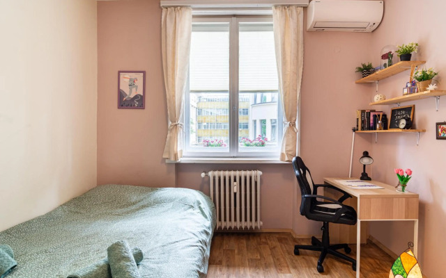 The Top Spot - Cute Studio in the Center