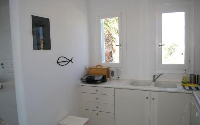 Nafsika 4Bedroom Sea View House