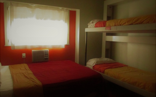 Hostel Suites Florida