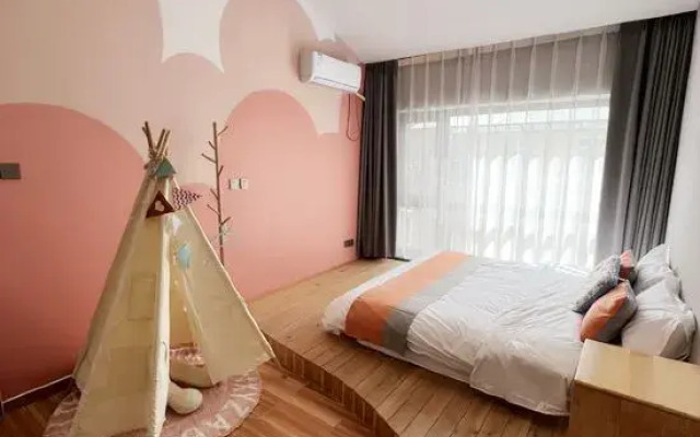 together homestay