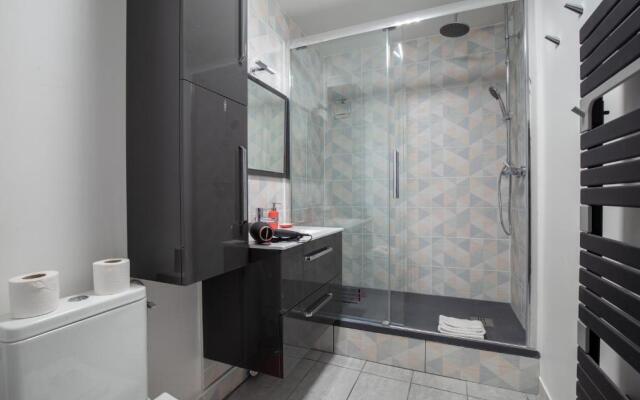 Paris - Porte d'Ivry - Modern and Cosy 2 bedroom apartment