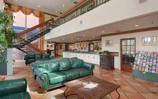 Miami Gardens Inn & Suites