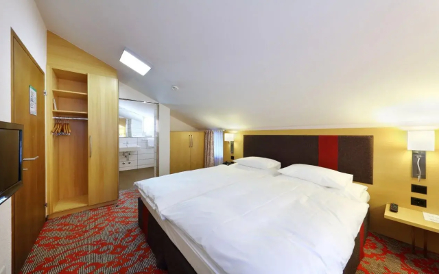 Hotel Garni Testa Grigia