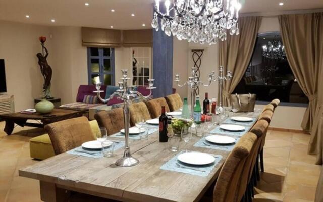 Amazing villa to rent at Estepona - near beaches