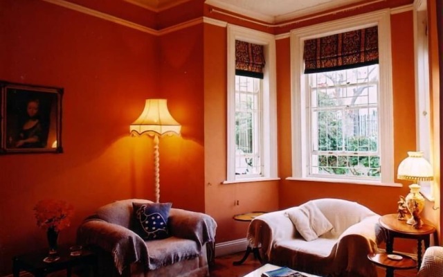 Montagu Manor