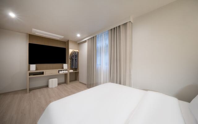 Poverta Stay Hotel