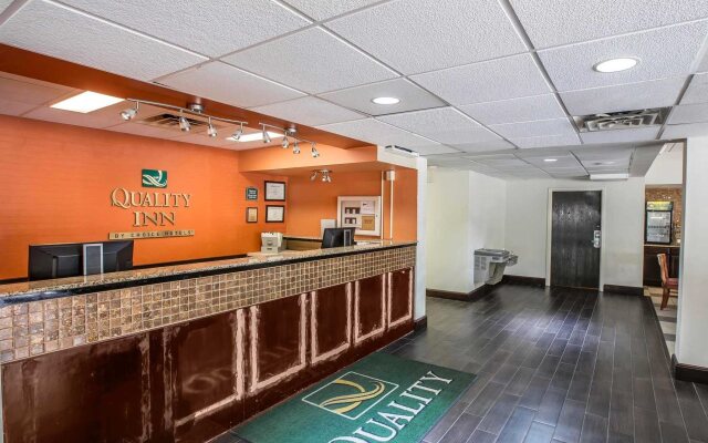 Quality Inn Airport - Southeast