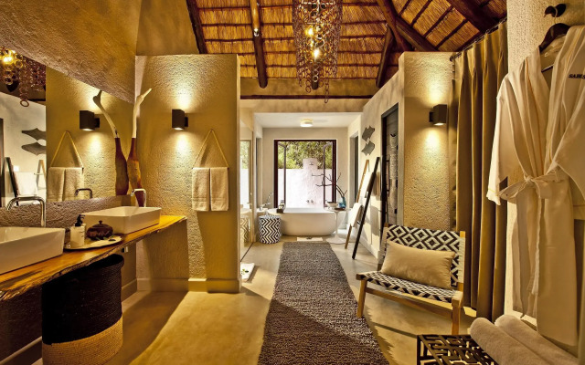 Sabi Sabi Little Bush Camp