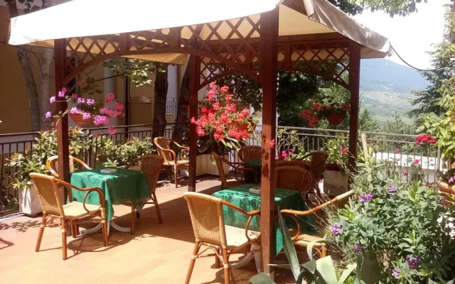 Hotel Cercone
